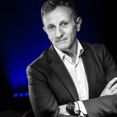 You are currently viewing IA et cybersécurité : « Face à des attaques boostées par l’IA, il faut répondre avec de l’IA » – Entretien avec Eric Antibi, Directeur Technique France de Palo Alto